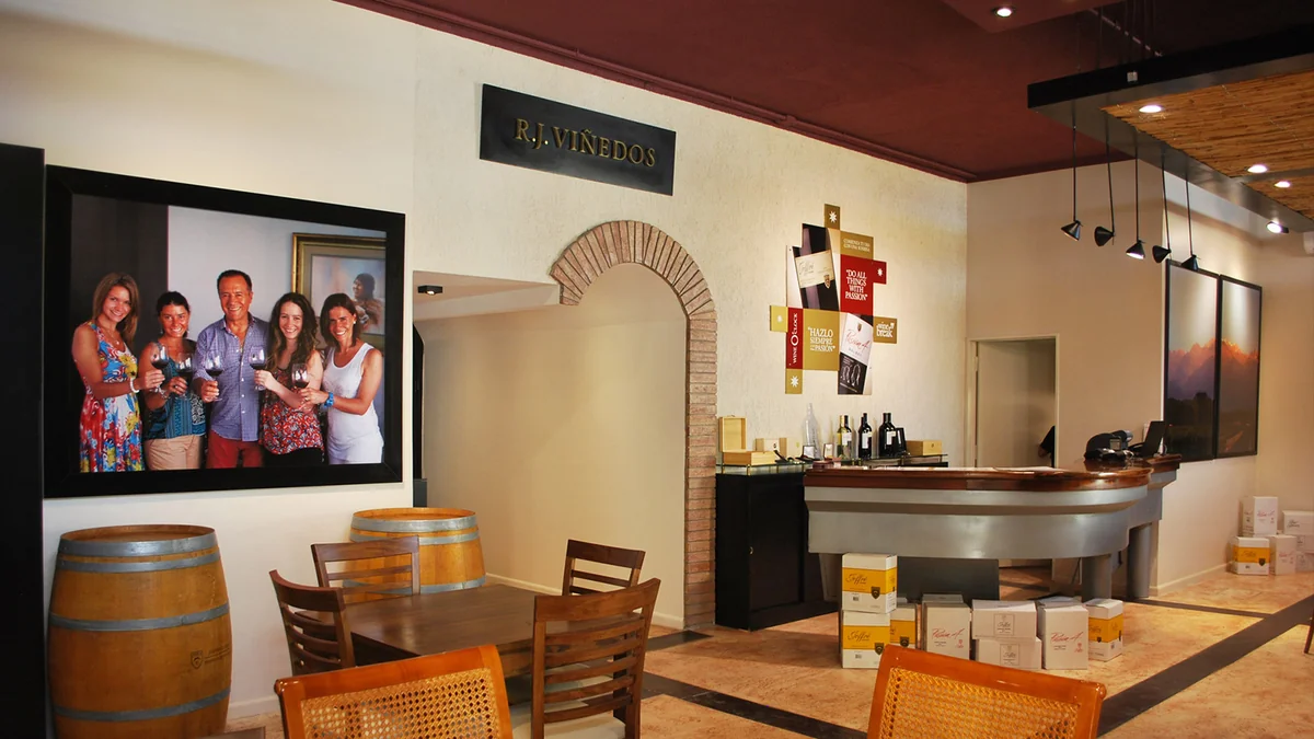 Almuerzo en bodega